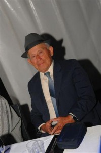 GetAttachmentCA1G0URR